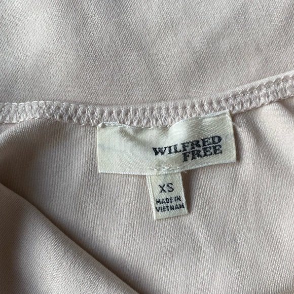ARITZIA Wilfred Free Bodysuit With Button Closure - Light Pink - XS (NWOT) - Picture 4 of 4
